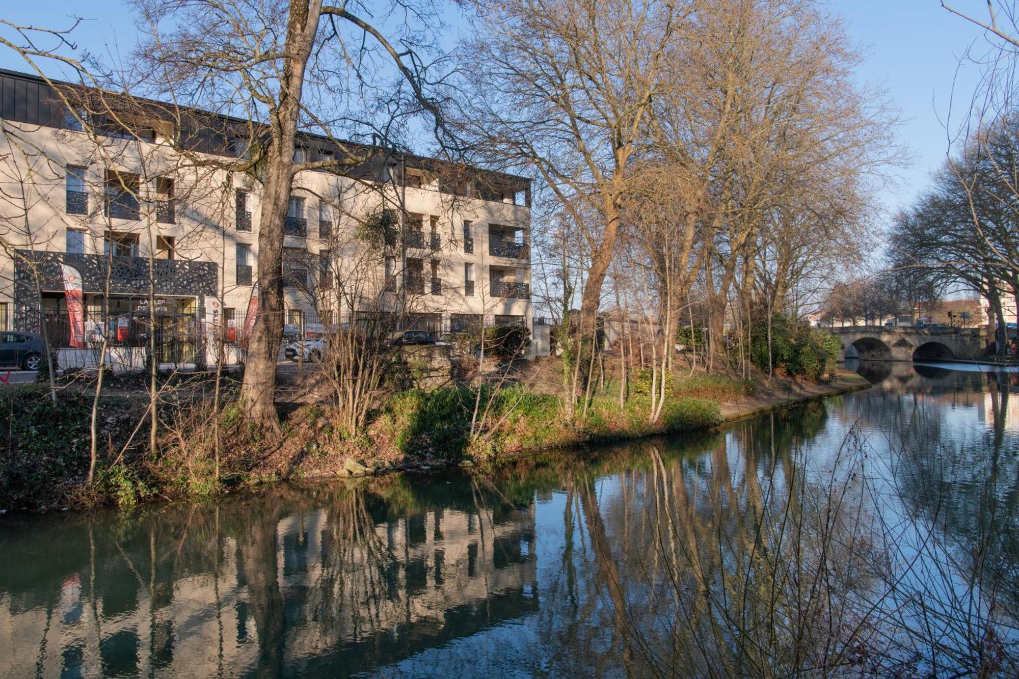 Châlons-en-Champagne Domitys La Clef Des Arts 아파트 호텔 외부 사진